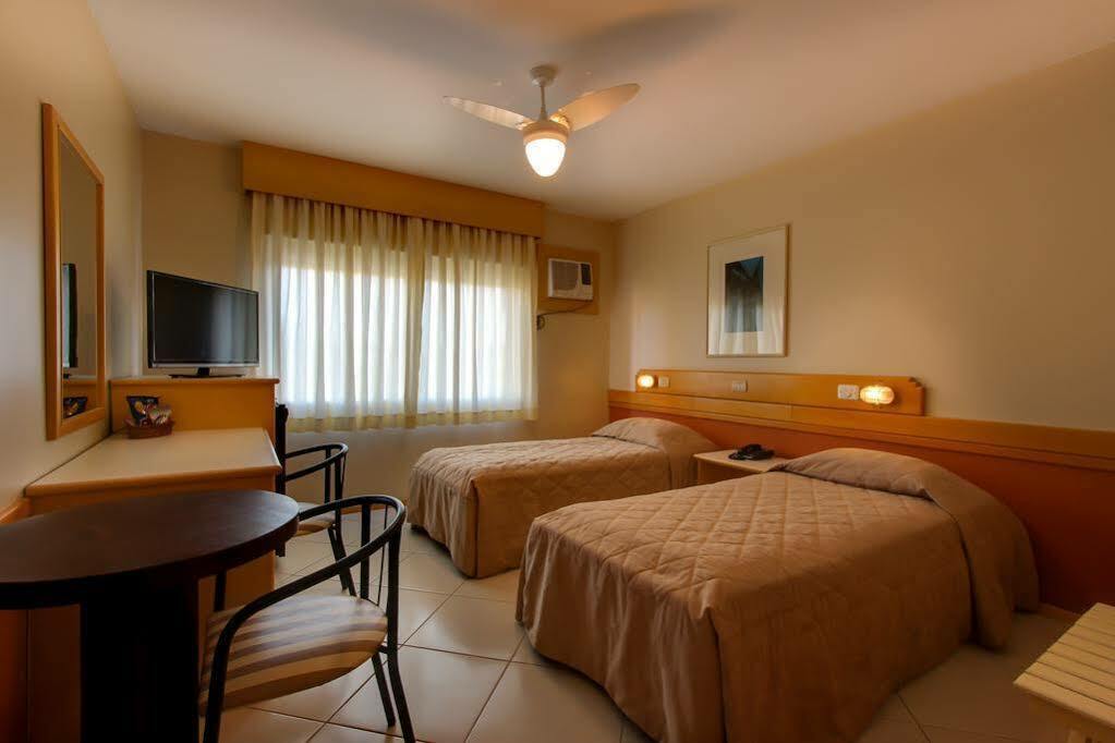 Hotel Suarez Campo Bom Buitenkant foto